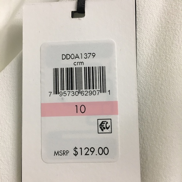 NWT DKNY white flutter sleeve dress - Picture 4 of 6